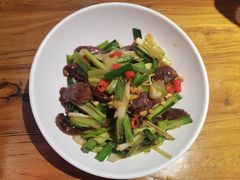 -不是烧烤·武汉烧烤·地道湖北菜(大成路店)