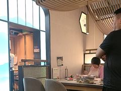 -左庭右院鲜牛肉火锅(浦江欢乐颂店)