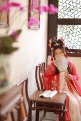 -一揽芳华汉服旗袍体验馆(拙政园店)