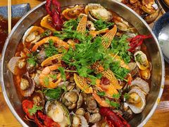 -老东镇啤酒屋海鲜加工·蒸汽海鲜·海鲜烧烤(台东店)