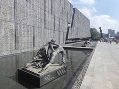 -侵华日军南京大屠杀遇难同胞纪念馆-停车场