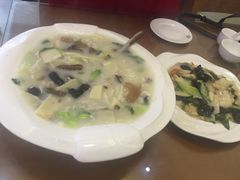 -春水锅贴·传统鲁菜(大明湖店)