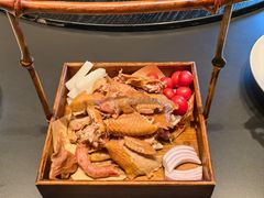 -艳阳天民俗村(公园路店)