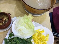 -桥香园云南过桥米线(金马碧鸡店)