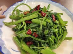 炒时蔬-百年粉蒸牛肉