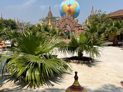 -一寨两国风景区