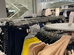 -H&M(天一广场店)