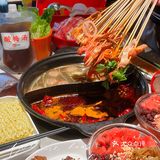 和喜欢的人一起吃牛肉串串火锅zui巴适｜唐粩丫·串串火锅