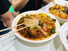 -萍记·鲜肉泡菜粉·非遗襄阳牛肉面
