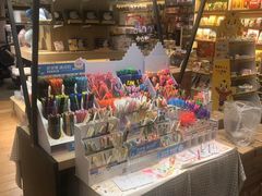 -新华书店(保利水城店)