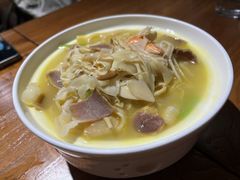 -金枝玉叶上海人家食府(三里河店)