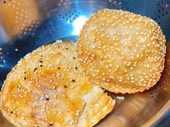 甜大饼-弄堂咪道-饭香·面香·馄饨香(兴梅店)