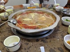 -黄利砖万峰林布依特色酸笋牛肉馆
