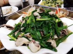 八爪鱼-胶东海鲜大排档(北太平庄店)