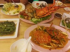 -J Daeng Seafood