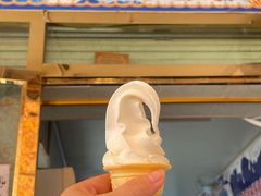 -古老冰山特色冰淇淋店(艾提尕尔店)