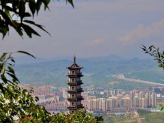 -鸡鸣山旅游风景区