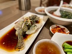 -湖泉水云间餐厅·弥勒地道菜(B座店)