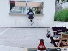 -HUGS coffee(东区店)