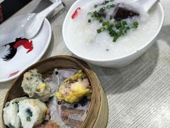 猪红粥-新记美食(关闸店)