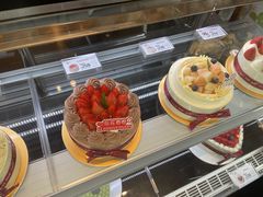 -花花卷卷·鲜食蛋糕(静安久光百货店)