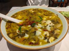 -江城小馆陕南妈妈菜·全球旅行餐厅(钟楼店)