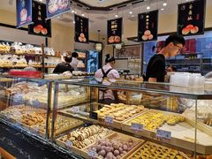 面包甜点陈列柜-申氏糕点(三好街店)