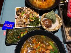 -八月美食小馆(银泰城总店)