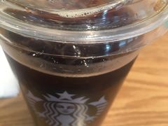 -星巴克(青岛火车北站候车大厅店)