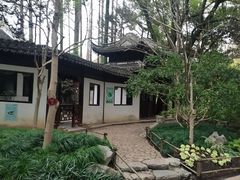 -汇龙潭