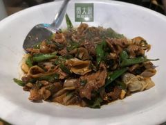 -费大厨辣椒炒肉(万家丽一店)