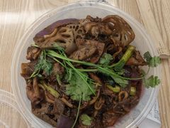 -胡须佬鸡煲四季火锅店(石厦西村直营店)