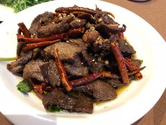 -湖泉水云间餐厅·弥勒地道菜(B座店)