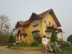 -黄色小屋