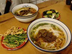-矮子粉店1985·长沙米粉(湘春路店)