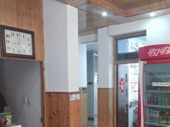 -芦茨金富饭庄·25年老字号·专做稻草鸡