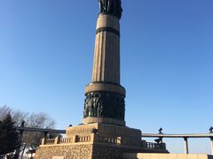 -人民防洪胜利纪念塔