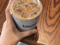 燕麦拿铁-blend咖啡部落(卓悦中心店)