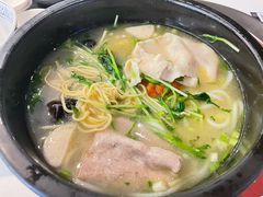 -妈妈故事米线(市府恒隆店)