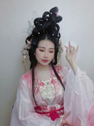 -一揽芳华汉服旗袍体验馆(拙政园店)