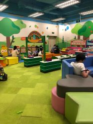 -莫莉幻想儿童乐园(武汉保利广场店)