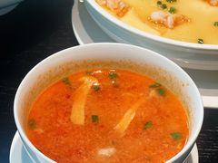 小舍汽锅肉元汤-简小舍·民间手艺菜(武昌江滩店)