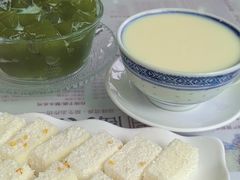 -周大娘牛乳(旧寨古村总店)