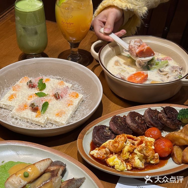 新街口我经常去的店子！经常创新 漂亮又好吃