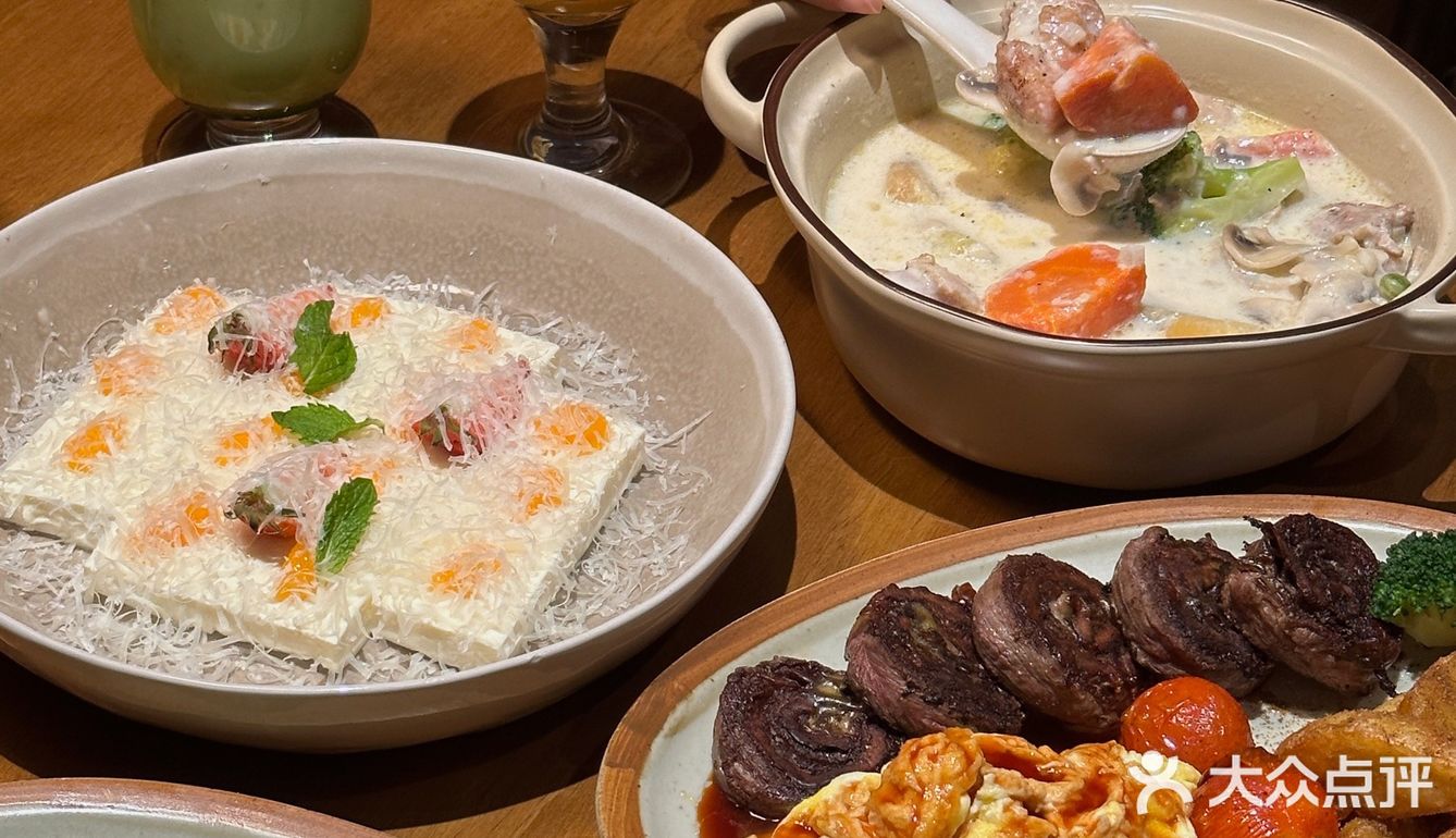 新街口我经常去的店子！经常创新 漂亮又好吃