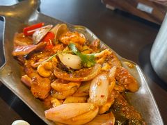 -大头虾越式风味餐厅(光明广场店)