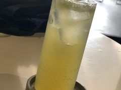 -UNI UNI(环亚凯瑟琳店)