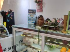 -津椰本·海南正宗椰奶清补凉(店一店)