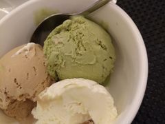 -圣丰索菲特·2 On 988 Café 自助餐厅