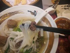鲜烫牛肉牛丸粿条-一肴·牛肉粿条(深圳湾睿印店)